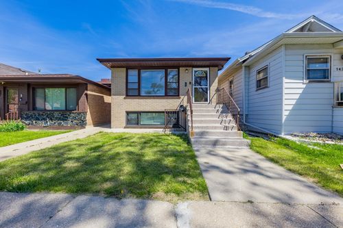 7426 W 64th St, Summit, IL, 60501-2583 | Card Image