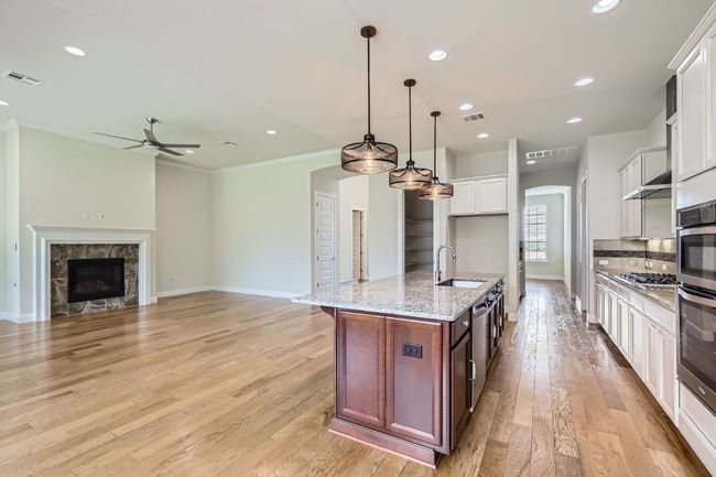 10107 Ida Grove Ln, House other with 5 bedrooms, 4 bathrooms and 5 parking in Austin TX | Image 10