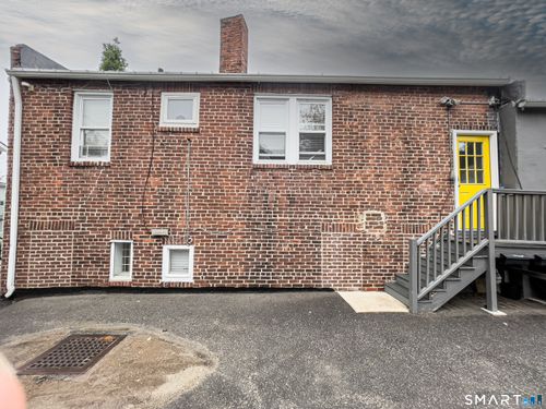 2-18 Riverside Ave, Westport, CT, 06880-4213 | Card Image