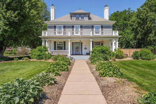 1328 Wilson Street, Eau Claire, WI, 54701 | Card Image