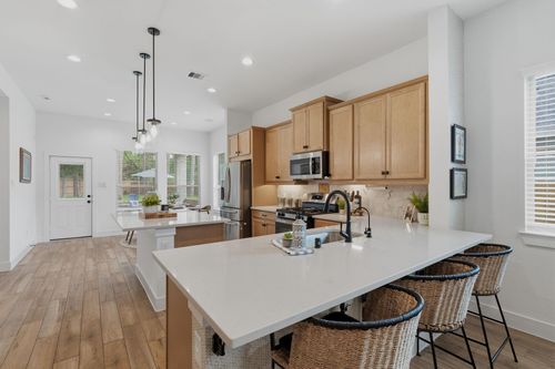 312 Mullins Ct, Montgomery, TX, 77316-1109 | Card Image