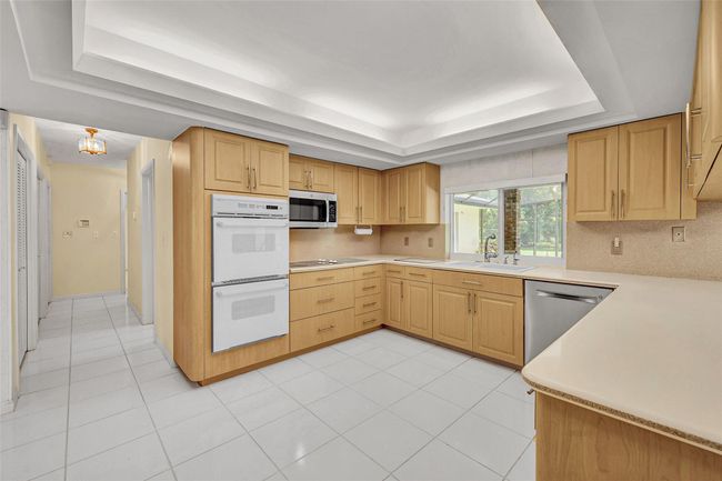 11000 Sw 75 Th Ct, House other with 5 bedrooms, 3 bathrooms and null parking in Pinecrest FL | Image 15