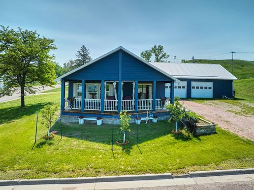 1009 E St, Edgemont, SD, 57735 | Card Image