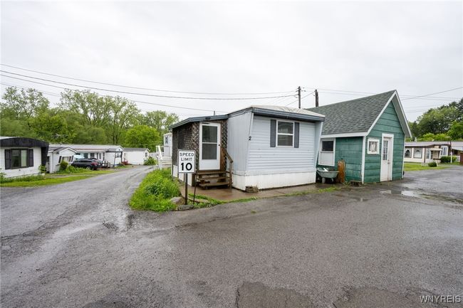 2 - 1021 Olean Rd, House other with 3 bedrooms, 1 bathrooms and null parking in East Aurora NY | Image 8
