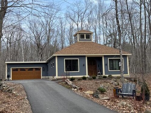 10 Blueberry Lane, Kittery, ME, 03904 | Card Image