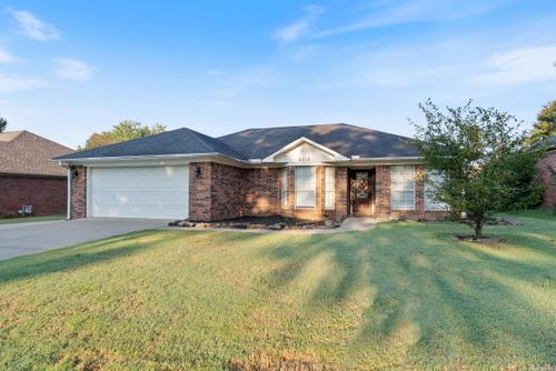 2315 Rainbow Rd, Conway, AR, 72032-2572 | Card Image