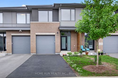 308 Wigwas St, Ottawa, ON, K1K5A1 | Card Image