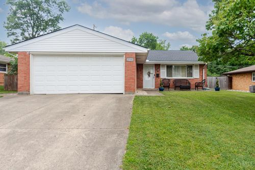 2735 Sutton Ave, Kettering, OH, 45429-3742 | Card Image