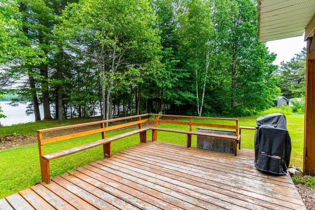 1230 N Shore Rd, House other with 2 bedrooms, 2 bathrooms and 9 parking in Algonquin Highlands ON | Image 28