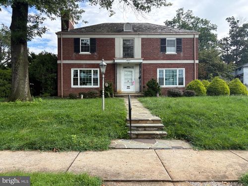 19 W King St, Ephrata, PA, 17522-1975 | Card Image