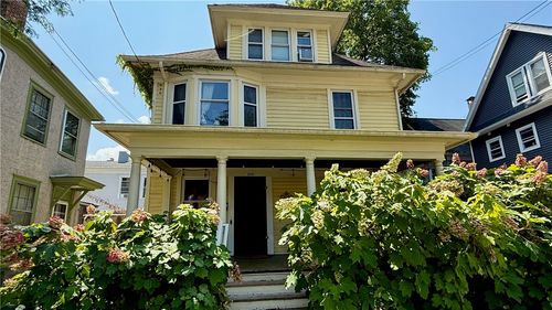 205 Buffalo St, Ithaca, NY, 14850-4121 | Card Image