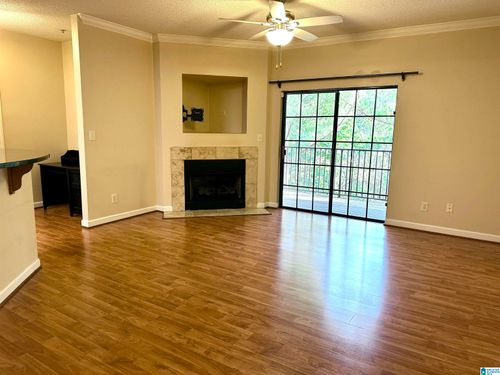 208-208 Sterling Oaks Dr, HOOVER, AL, 35244-2032 | Card Image