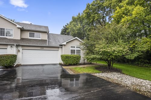 1729 Waterford Rd, North Aurora, IL, 60542-1742 | Card Image