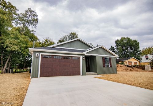 3010 9th Ave, Vienna, WV, 26105-2422 | Card Image