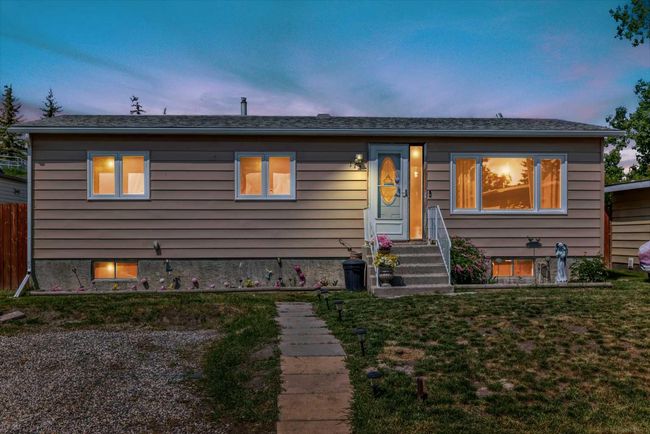172 Big Hill Cir Se, House other with 3 bedrooms, 3 bathrooms and 2 parking in Airdrie AB | Image 44