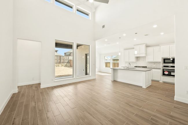 301 Mandarin Cir, House other with 5 bedrooms, 4 bathrooms and null parking in Wylie TX | Image 12
