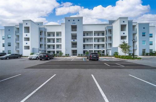 202-3180 Paradox Cir, KISSIMMEE, FL, 34746 | Card Image
