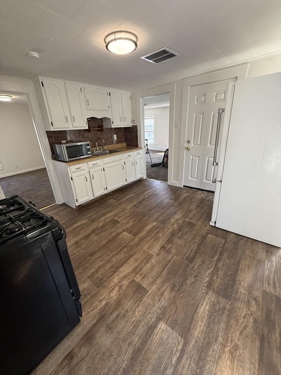 Residential Lease in Lowell