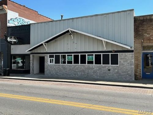 731 Broadway St, Cape Girardeau, MO, 63701-5513 | Card Image