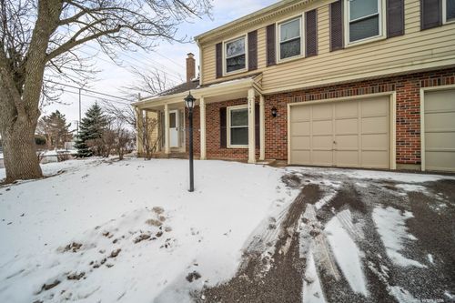 2547 College Hill Circle, Schaumburg, IL, 60173 | Card Image