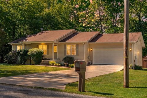 9033 Weketa, Crossville, TN, 38572 | Card Image
