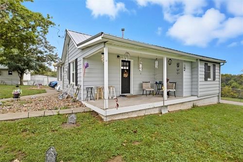 13547 Old Marvin Rd, Versailles, MO, 65084-5262 | Card Image