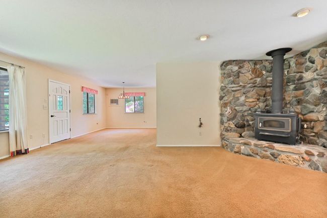 1950 Appaloosa Way, House other with 4 bedrooms, 2 bathrooms and null parking in Angels Camp CA | Image 15