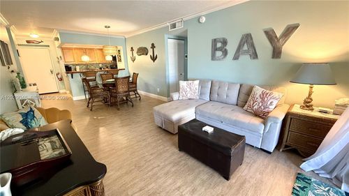 108-88500 Overseas Hwy, Tavernier, FL, 33070 | Card Image