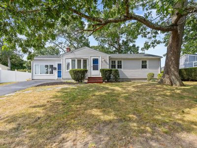 147 Moccasin Drive, House other with 3 bedrooms, 1 bathrooms and 2 parking in Warwick RI | Image 2