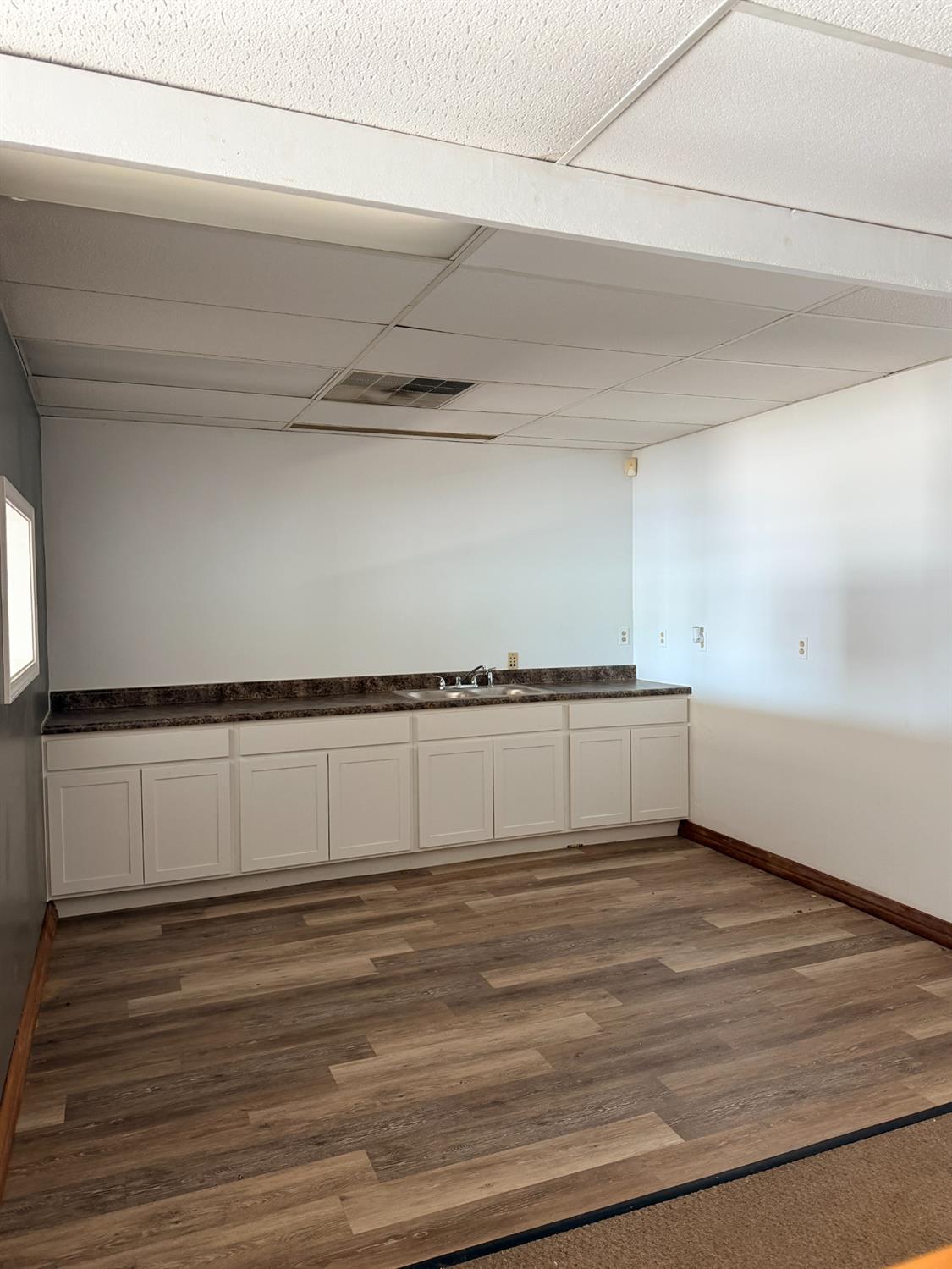 Commercial Lease in Madison 5