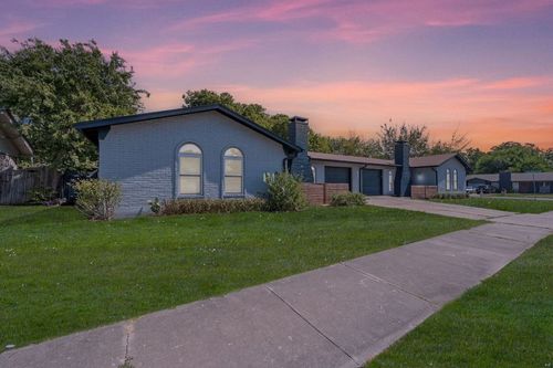 1810 Mearns Meadow Blvd, Austin, TX, 78758-5043 | Card Image