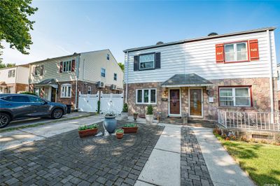 58-10 207th Street, House other with 2 bedrooms, 1 bathrooms and null parking in Oakland Gardens NY | Image 1