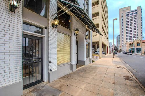 614 Center Street Apt 3, Little Rock, AR, 72201 | Card Image