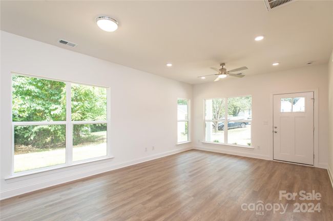 24 - 9404 Northwoods Forest Dr, House other with 3 bedrooms, 3 bathrooms and null parking in Charlotte NC | Image 13