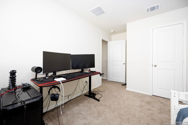 4843 Vogesite Path, House other with 4 bedrooms, 3 bathrooms and null parking in San Antonio TX | Image 21