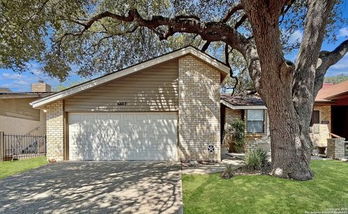 6607 Honey Hl, San Antonio, TX, 78229-5423 | Card Image