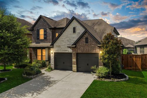 18239 Winding Willow Oak Way, Cypress, TX, 77433-8037 | Card Image