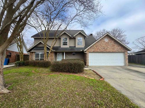 527 Watson St, Berwick, LA, 70342-2069 | Card Image