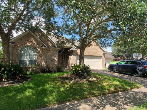 7610 Broken Oak Ln, Sugar Land, TX, 77479-6463 | Card Image