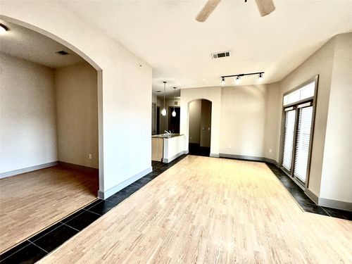 335-3660 Richmond Ave, Houston, TX, 77046-3605 | Card Image