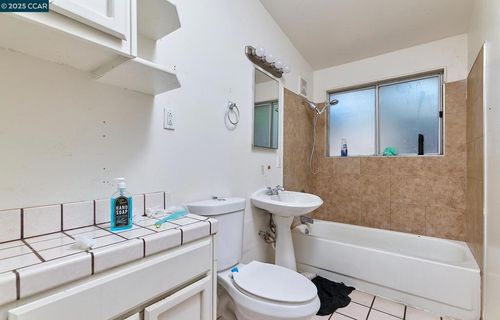 6511 Brock Dr, North Highlands, CA, 95660-4015 | Card Image