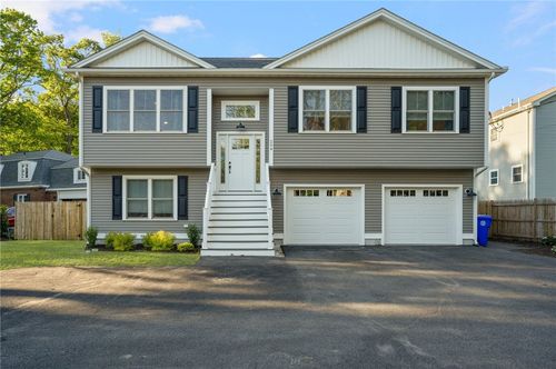 294 E Greenwich Ave, West Warwick, RI, 02893-3311 | Card Image