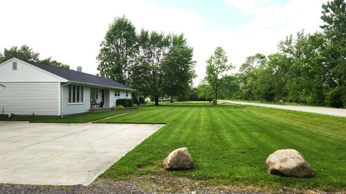 5730 Church Rd, Casco, MI, 48064-4204 | Card Image