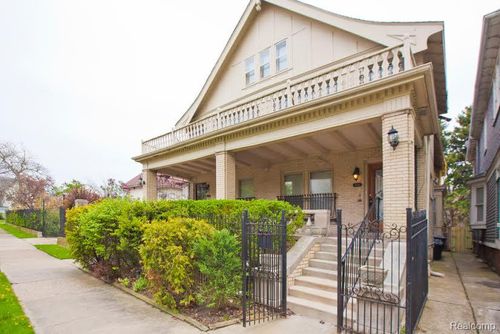 7880 Van Dyke Pl, Detroit, MI, 48214-2429 | Card Image