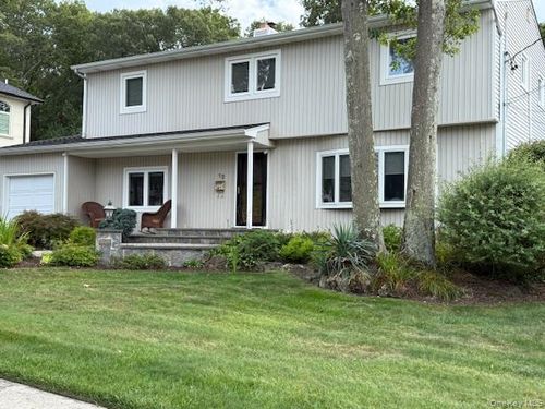 12 Woodland Dr, Oyster Bay, NY, 11771 | Card Image