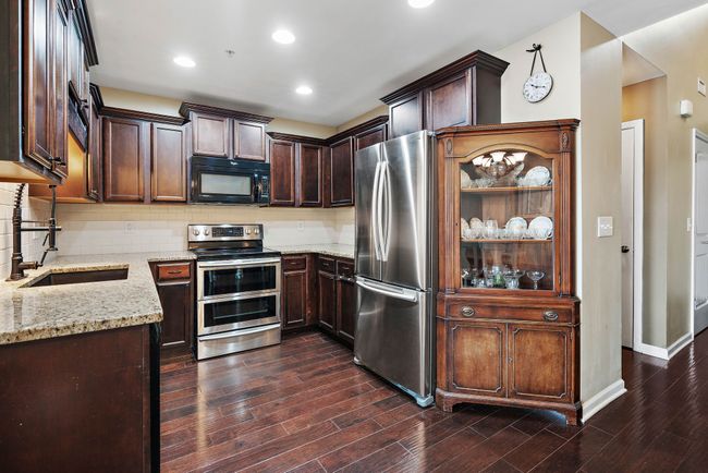 1071 Muna Ct, Townhouse with 3 bedrooms, 3 bathrooms and 3 parking in Spring Hill TN | Image 12