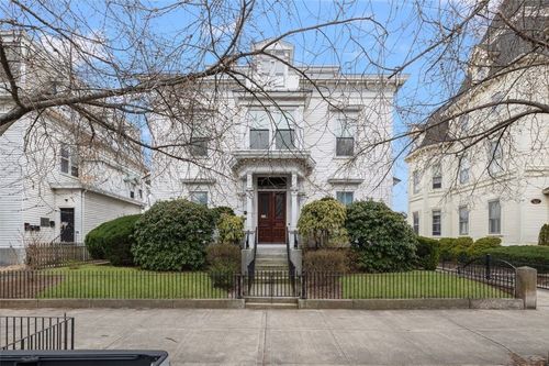 5-466 Broadway, Providence, RI, 02909 | Card Image