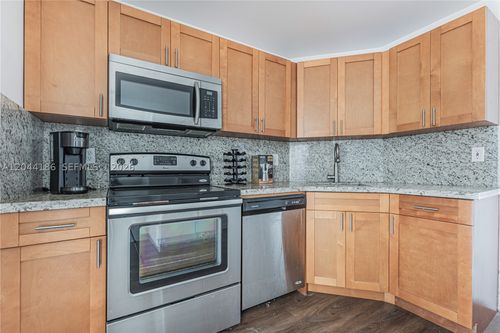 406-3301 Spanish Moss Ter, Lauderhill, FL, 33319-5002 | Card Image