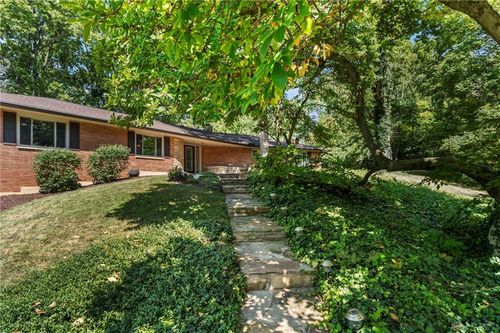 425 Ivycrest Ter, Kettering, OH, 45429-1824 | Card Image
