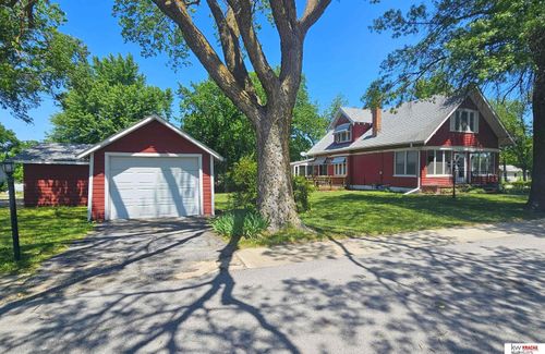 802 W I St, Wymore, NE, 68466-1506 | Card Image